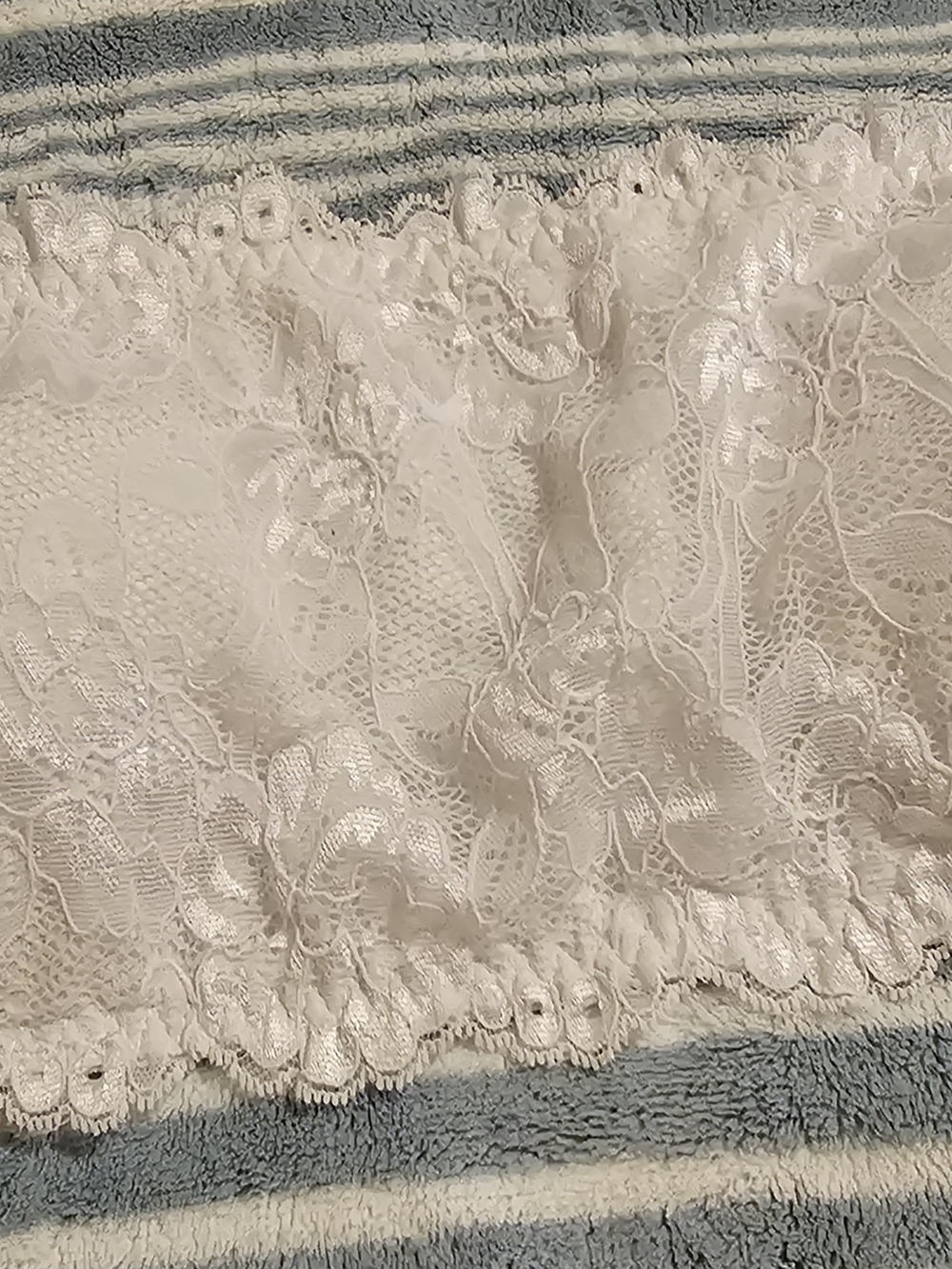 White Lace Bandeau Bralette - Women Intimates & Sleepwear